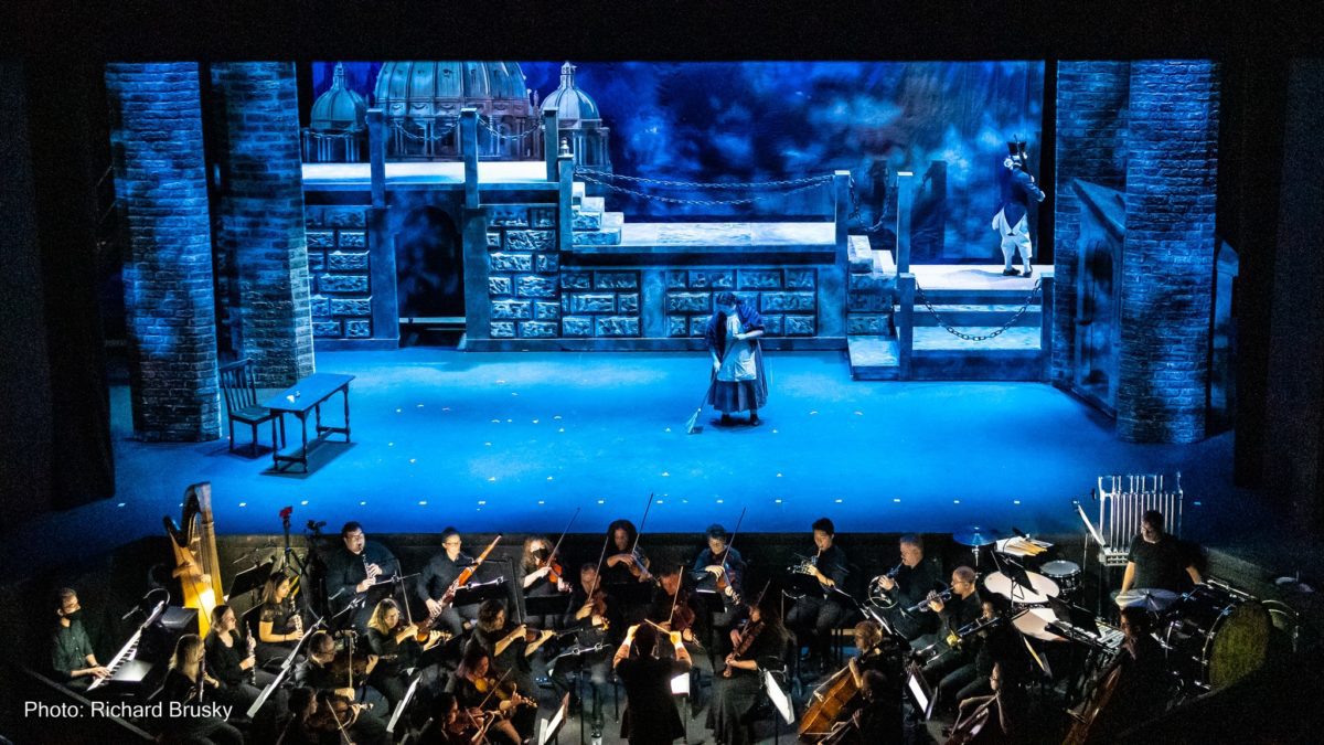 Performance photo of Opera Las Vegas's production of Tosca with the Las Vegas Philharmonic.